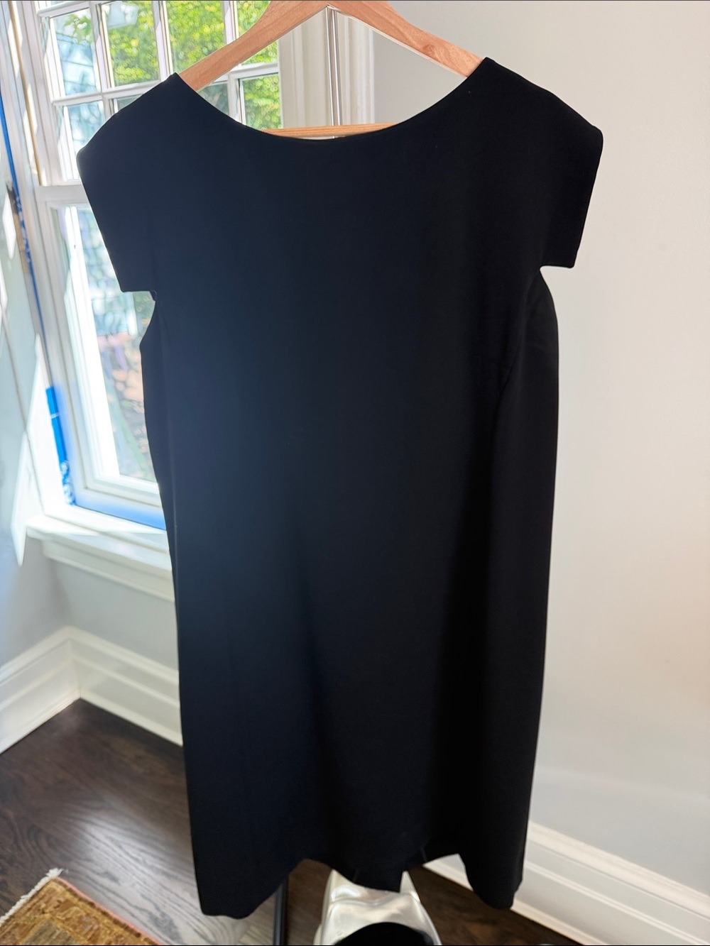 MM Lafleur Sarah Black Cap-Sleeve Shift Dress